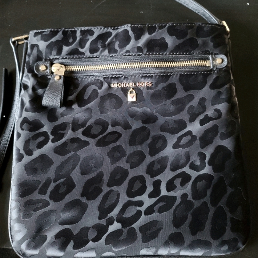 Michael Kors Crossbody Purse